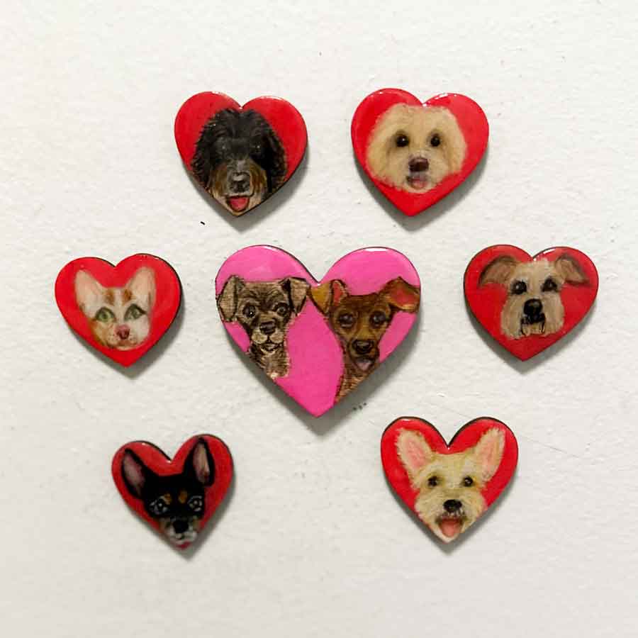 Chihuahua Heart Shaped Magnet, Tiny Pet Portrait - Jarijadecreations